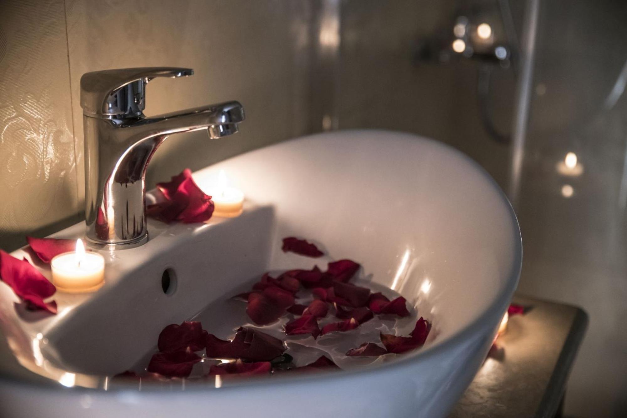Kleopatra Deluxe Apartment With Jacuzzi Kamilári Kültér fotó