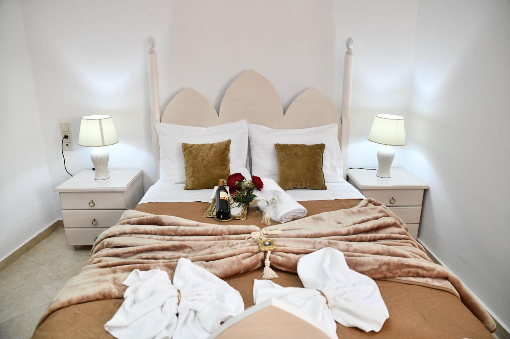 Kleopatra Deluxe Apartment With Jacuzzi Kamilári Kültér fotó